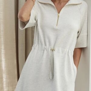 Varley Cream Zip-Up Jacket